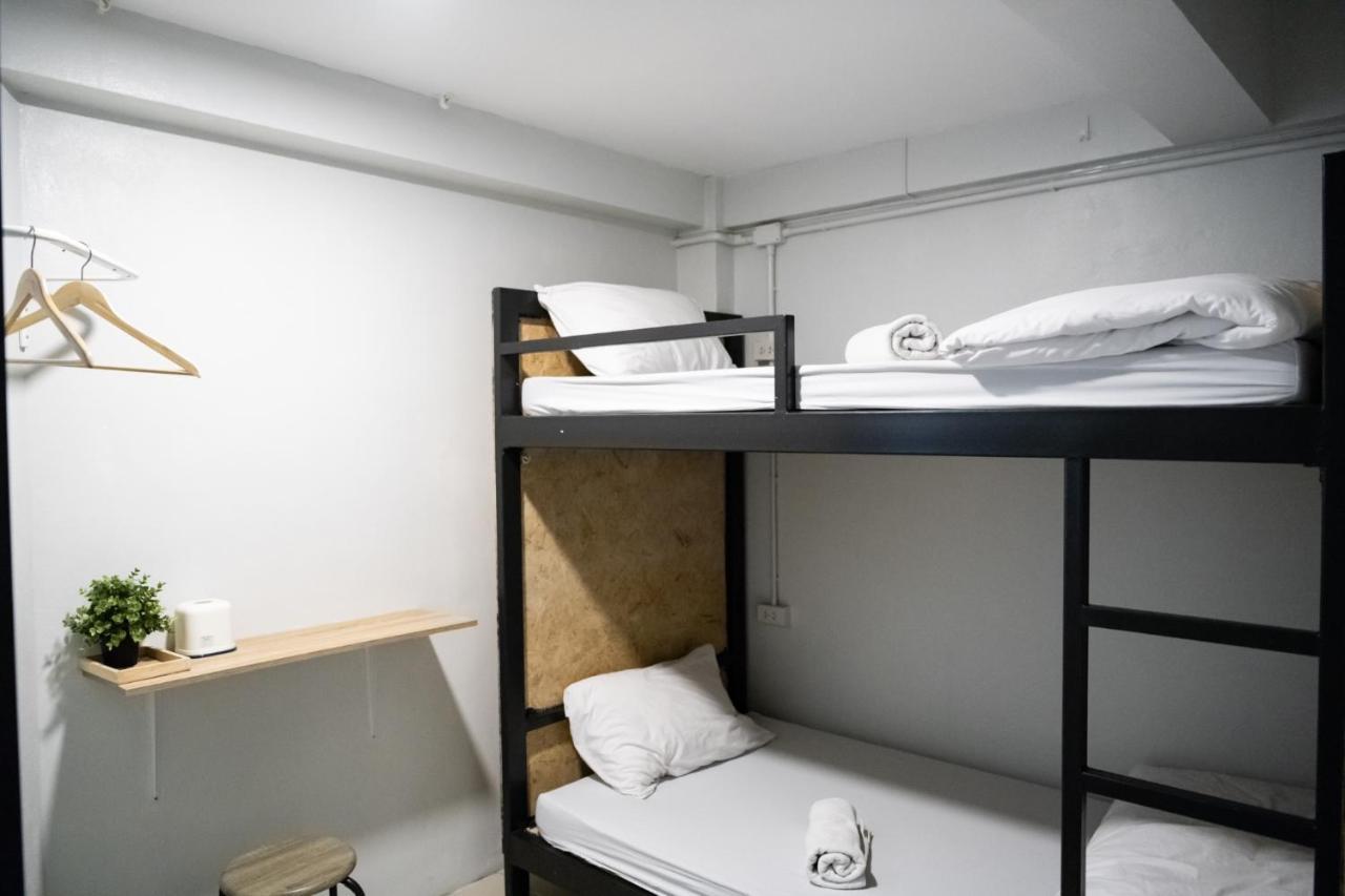 Posh 41 Hostel Szalaja Kültér fotó