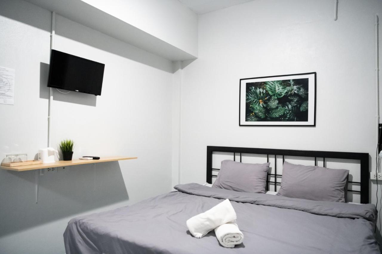 Posh 41 Hostel Szalaja Kültér fotó