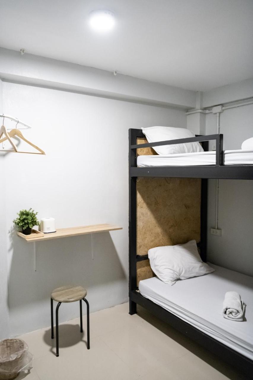 Posh 41 Hostel Szalaja Kültér fotó